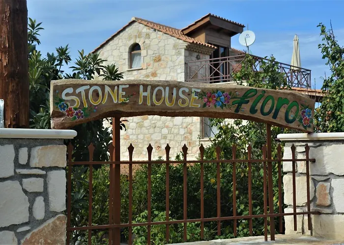 Fioro Stone House بيت للعطل تسيليفي