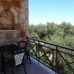 Fioro Stone House Ferienhaus